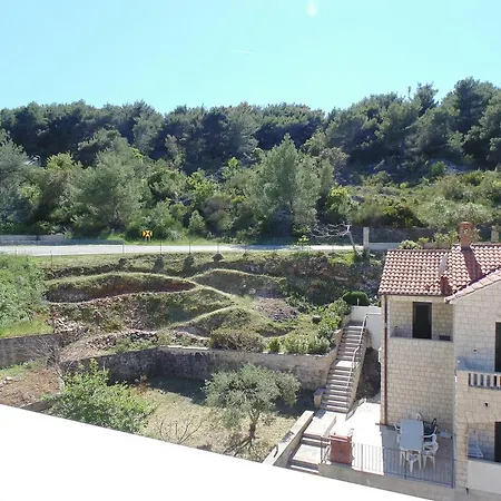 Brac Apartment