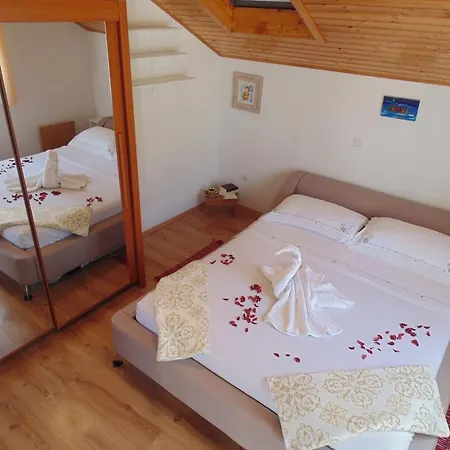 Brac Apartment