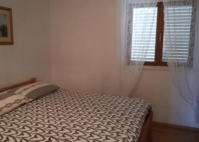 Brac Apartment