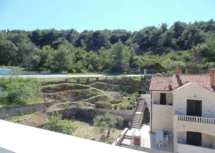 Brac Apartment